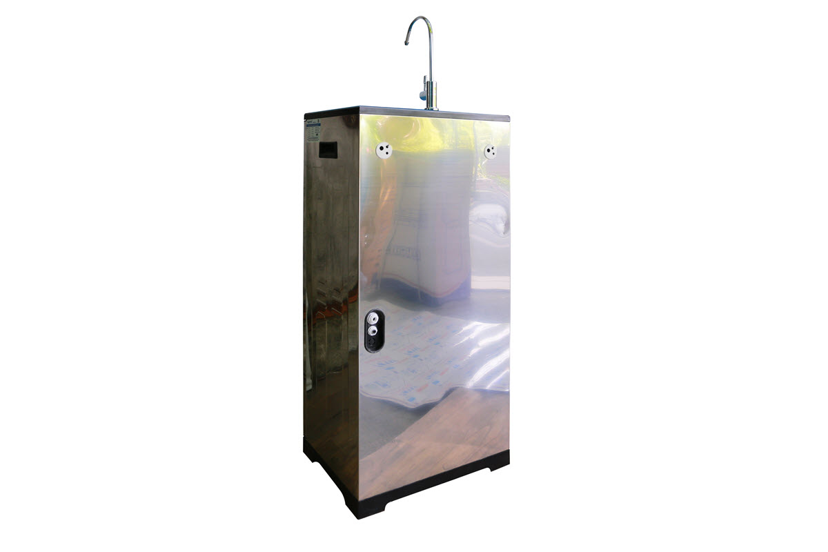 Máy lọc nước FAMY ECO8IQ-HA 8 cấp lọc bơm hút