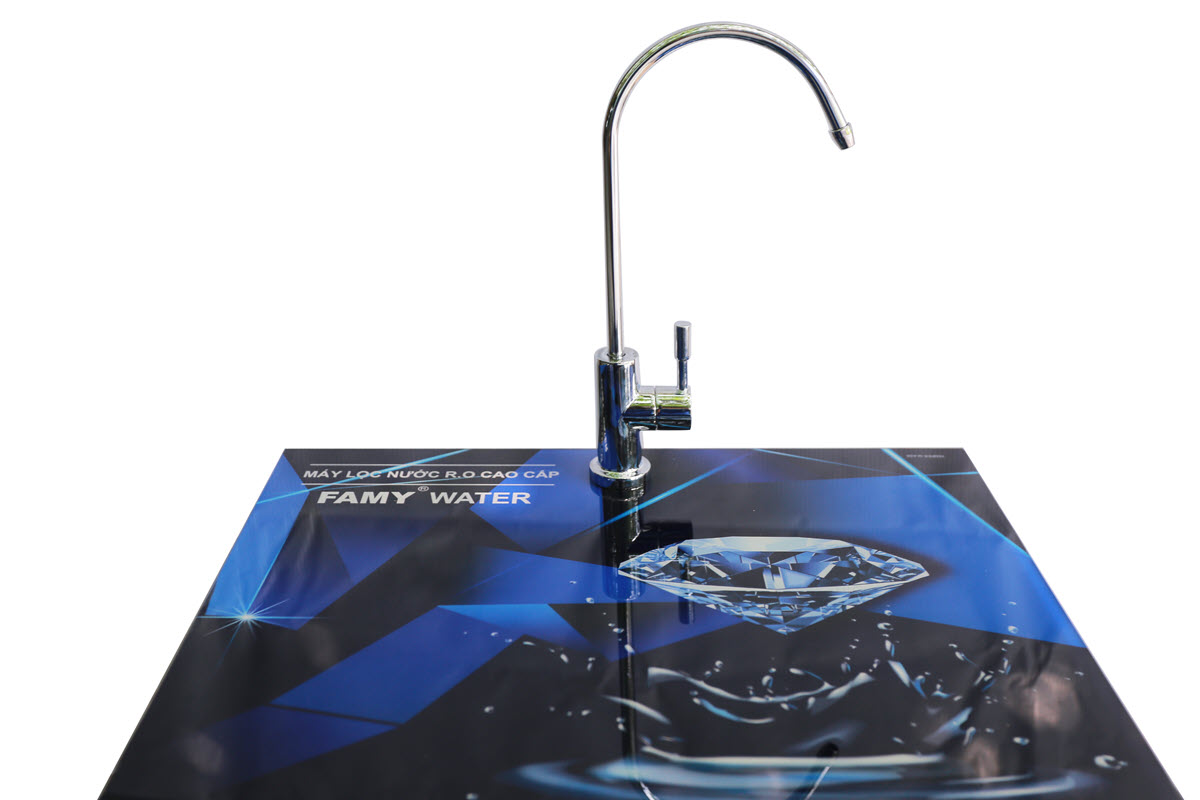 Máy lọc nước gia đình FAMY IRO9IQ-HA 9 cấp lọc
