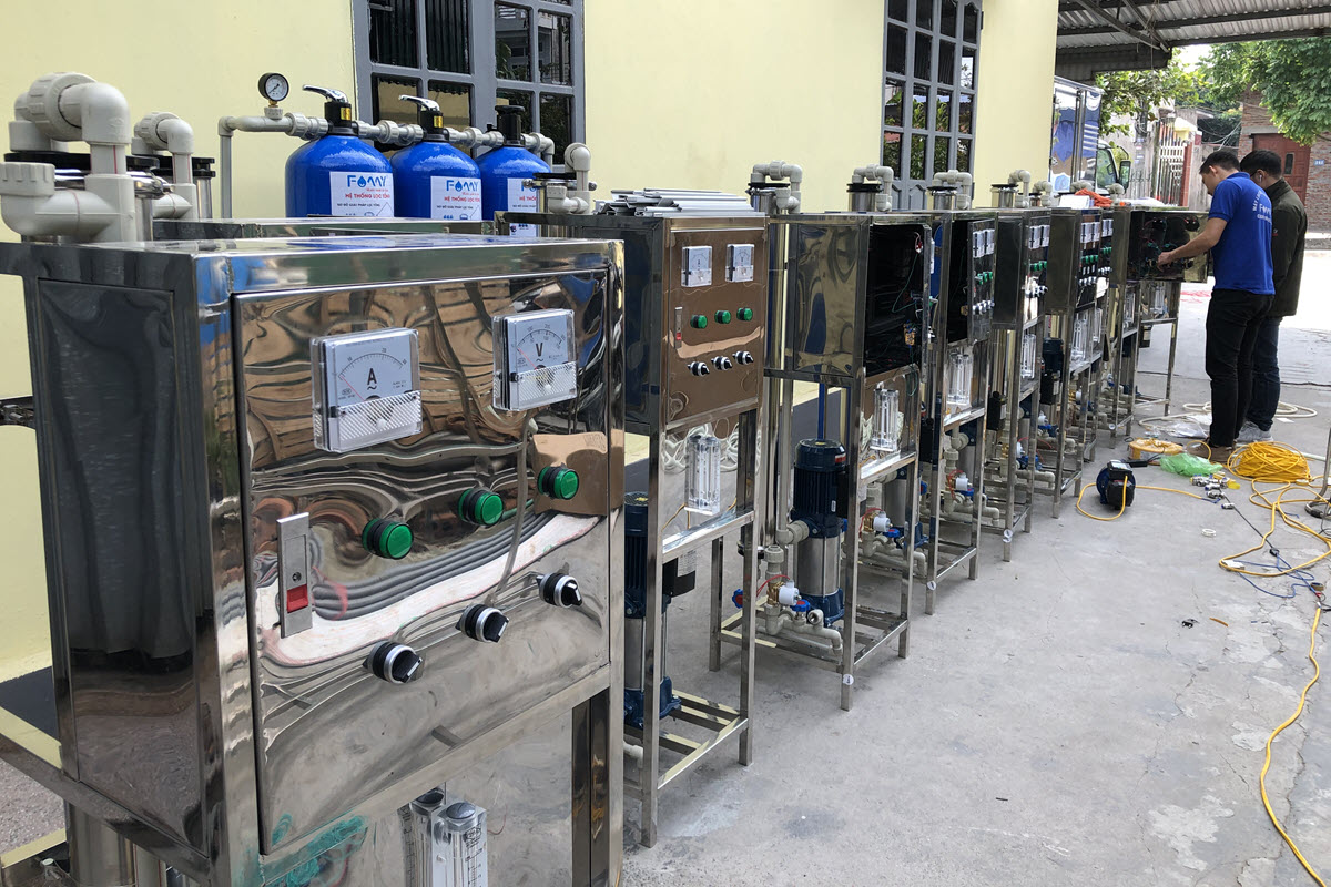 Máy lọc nước công nghiệp FAMY CN250, RO 250 lít/giờ