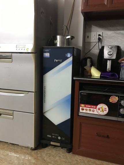Máy lọc nước Famy ECO 2.0 trong phòng bếp
