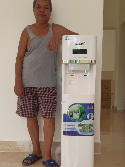 Cây nóng lạnh hút bình Famy FA-02