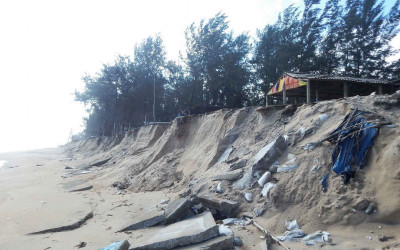 Tình trạng biển xâm thực đáng báo động ở Việt Nam