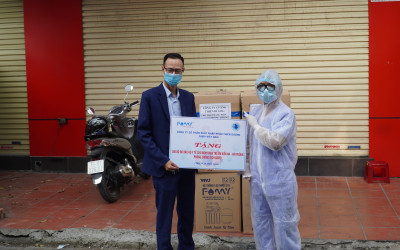 Famy tài trợ 300 bộ đồ bảo hộ cho bệnh viện trẻ em Hải Phòng