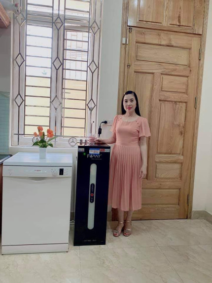 Máy lọc nước FAMY ECO2.0-V3 3 chế độ nóng, lạnh, nguội phiên bản mới