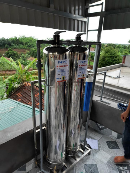 Hệ thống lọc tổng lọc nước đầu nguồn FAMY-LT02CI cột inox