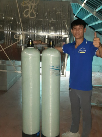 Hệ thống lọc tổng công suất lớn FAMY sử dụng cột composite 1252