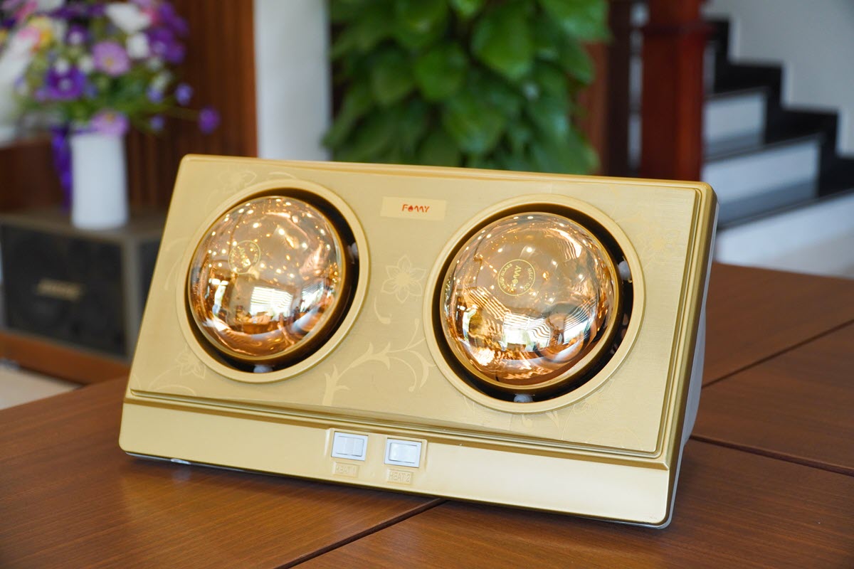 Đèn sưởi phòng tắm 2 bóng Famy FMS-02 siêu tiết kiệm điện