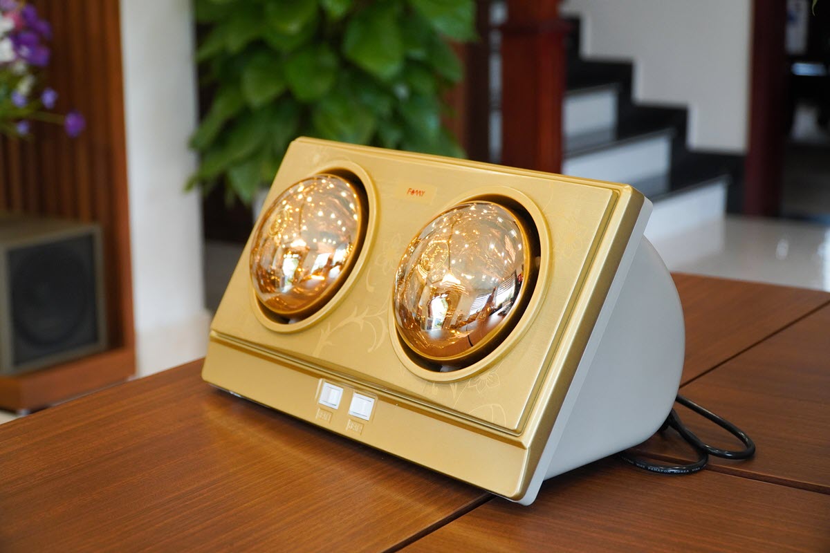 Đèn sưởi phòng tắm 2 bóng Famy FMS-02 siêu tiết kiệm điện