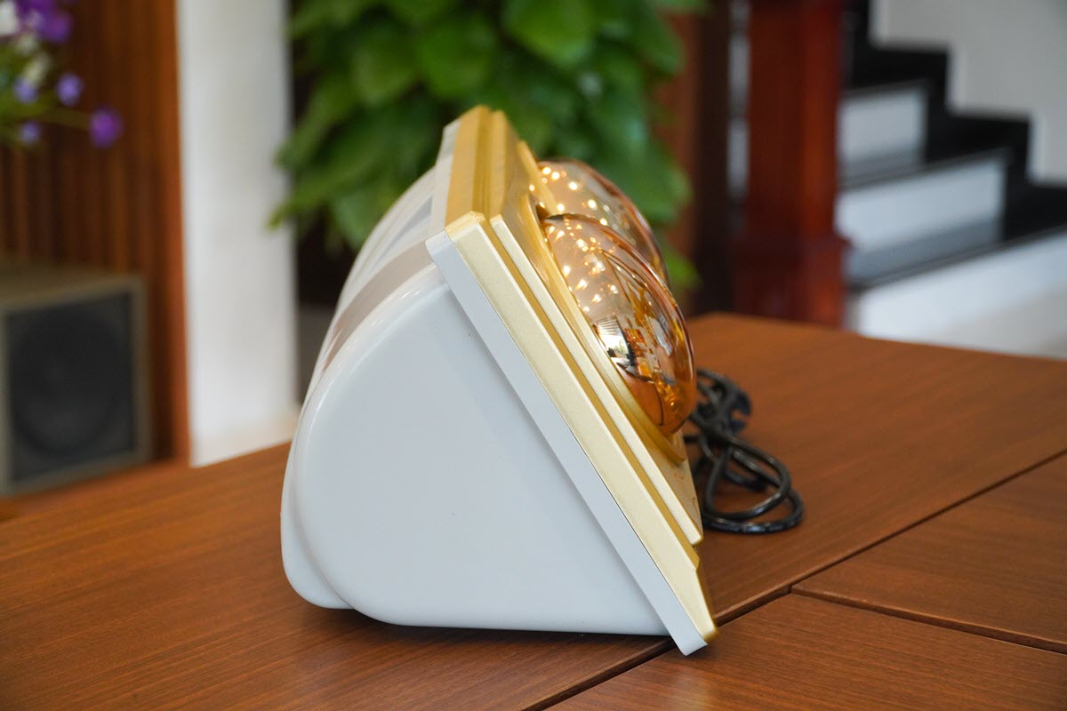 Đèn sưởi phòng tắm 2 bóng Famy FMS-02 siêu tiết kiệm điện