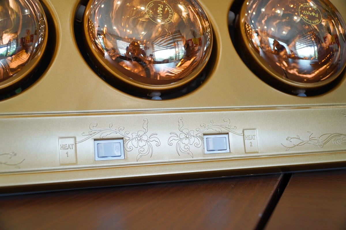 Đèn sưởi phòng tắm 3 bóng Famy FMS-03, nóng nhanh, tiết kiệm điện