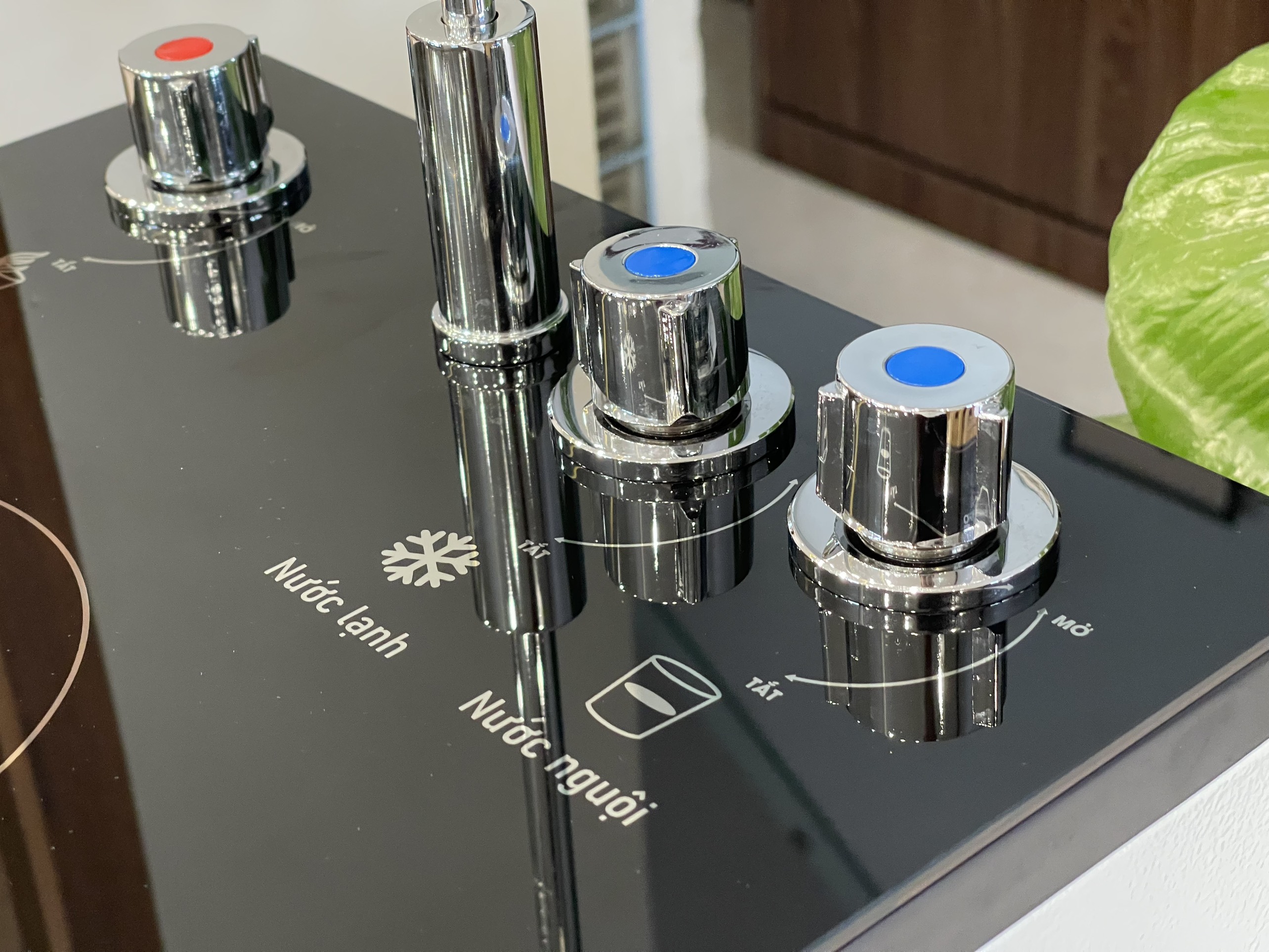 Máy lọc nước nóng lạnh FAMY ECO2.0-V3 (3 chế độ nước nóng-lạnh-nguội)