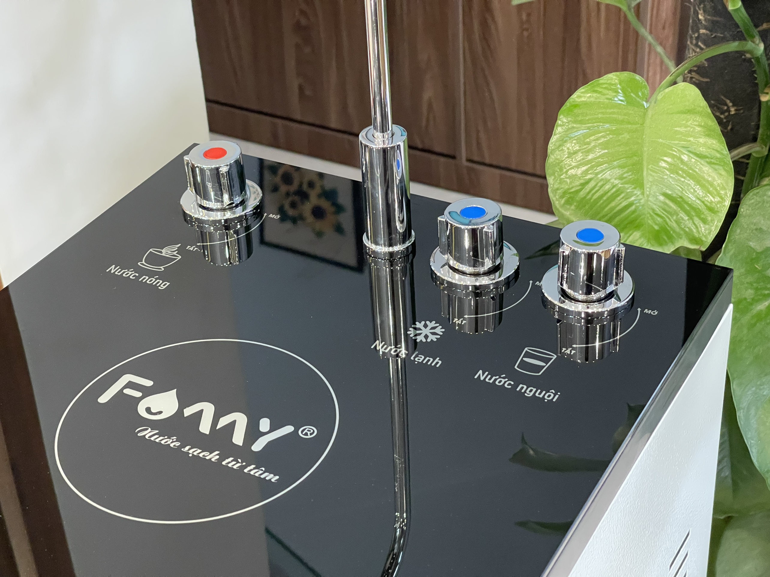 Máy lọc nước nóng lạnh FAMY ECO2.0-V3 (3 chế độ nước nóng-lạnh-nguội)