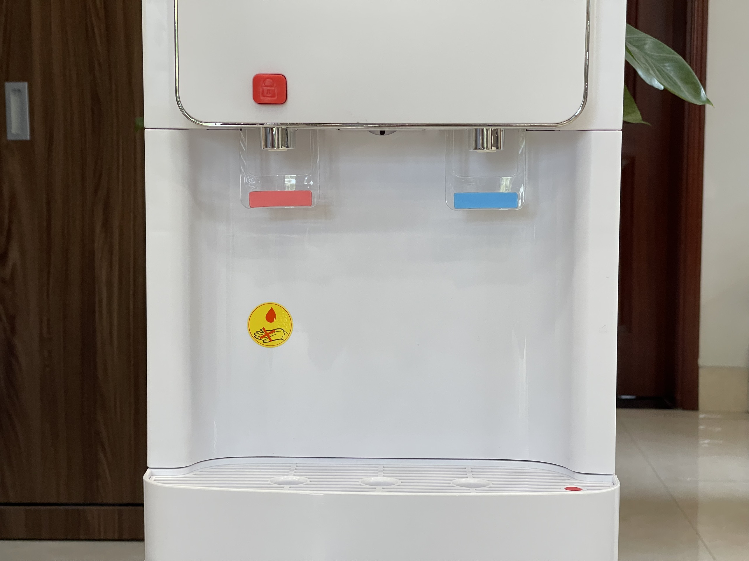 Máy lọc nước nóng lạnh FAMY FA-K15 (2 chế độ nóng-lạnh)