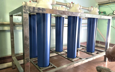 Cốc lọc nước đầu nguồn là gì? Vai trò của cốc lọc như thế nào?