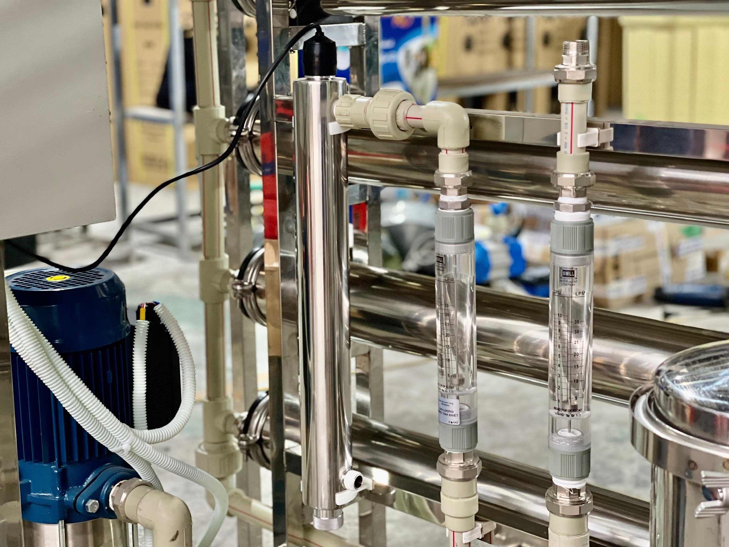 Máy lọc nước công nghiệp FAMY CN01K, RO 1.000 lít/giờ