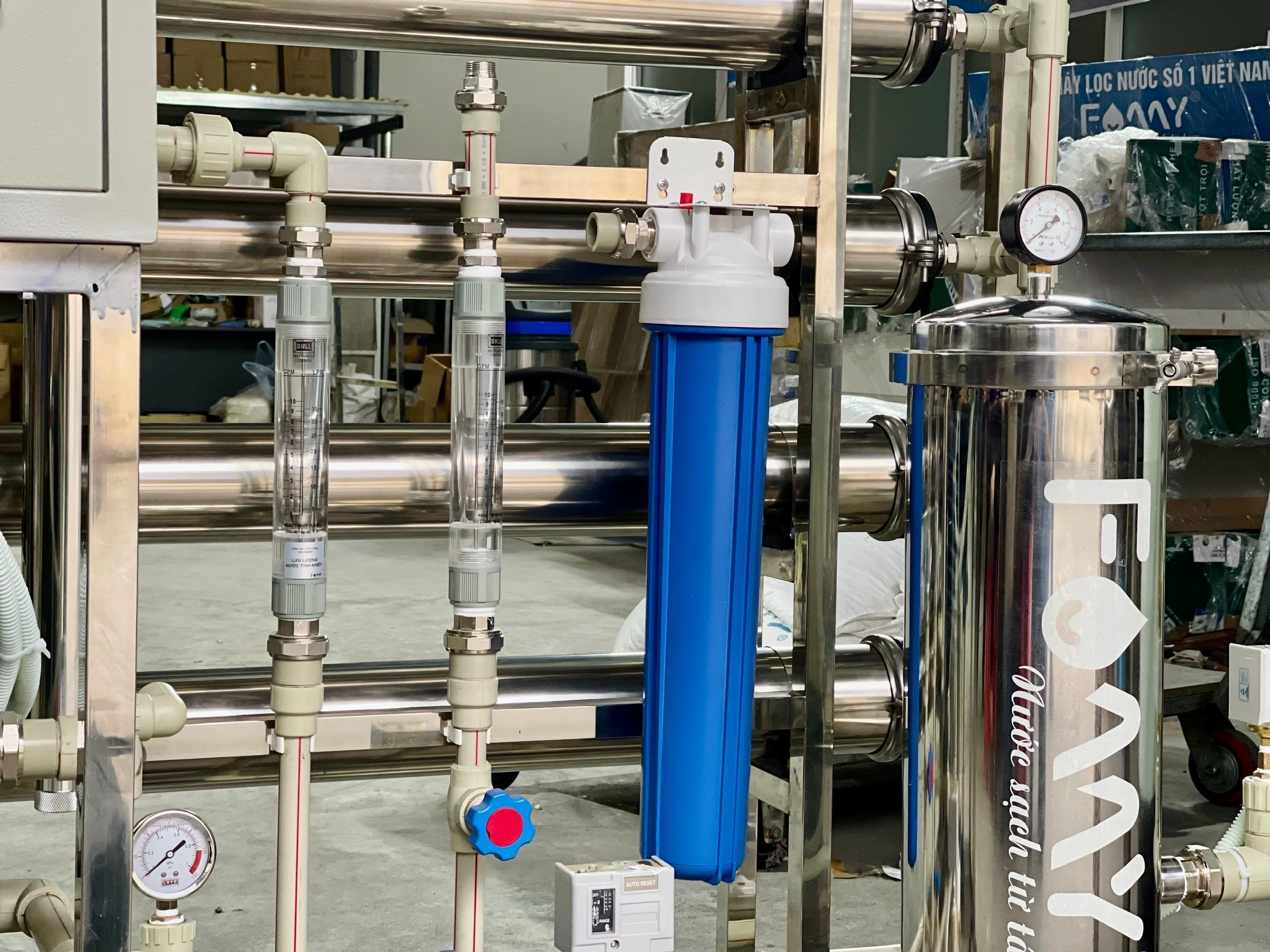 Máy lọc nước công nghiệp FAMY CN01K, RO 1.000 lít/giờ