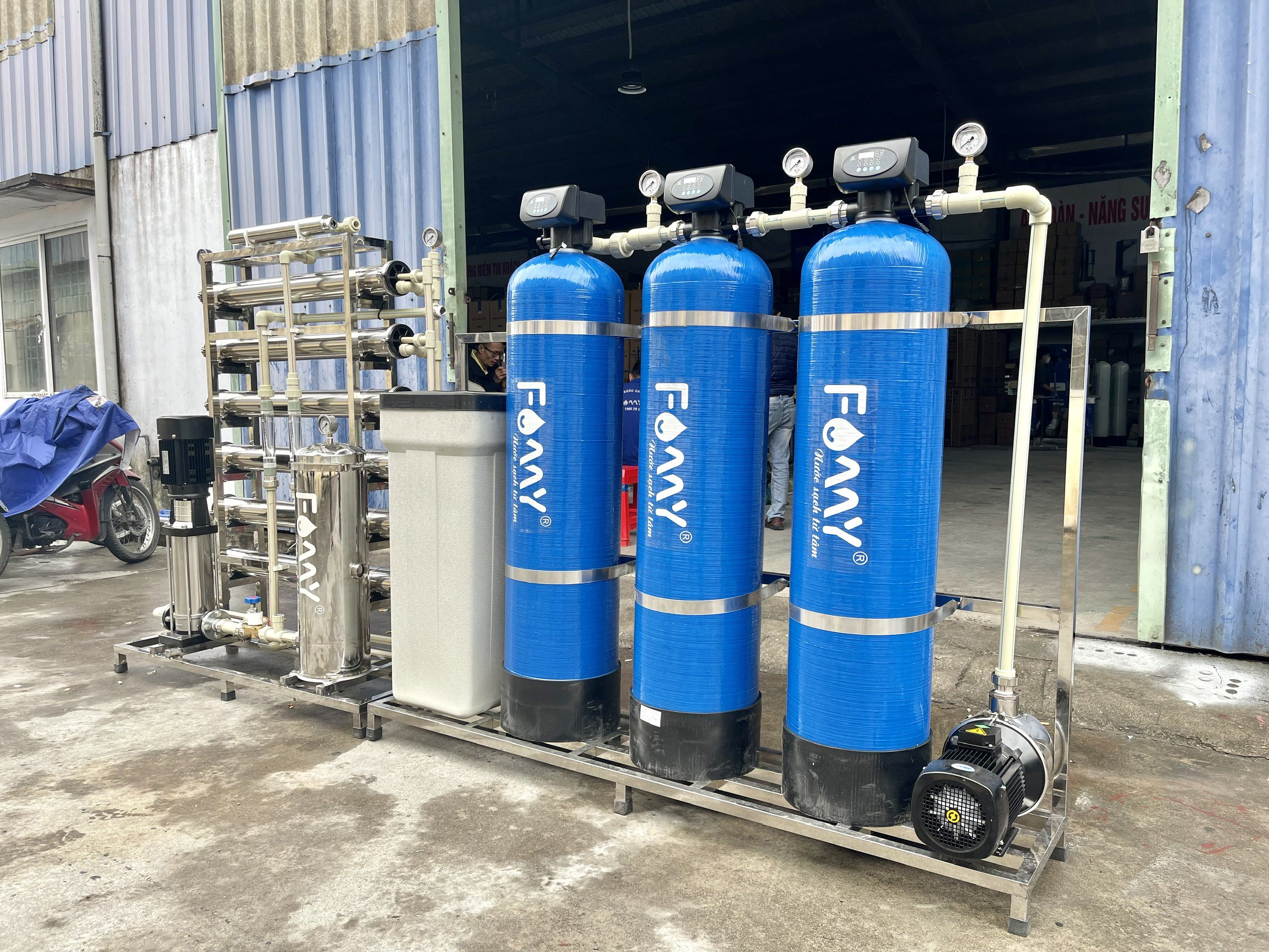 Máy lọc nước công nghiệp FAMY CN01K, RO 1.500 lít/giờ