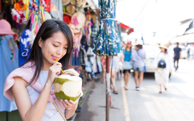 Uống nước dừa mỗi ngày có đẹp da không? Cách uống nước dừa đẹp da