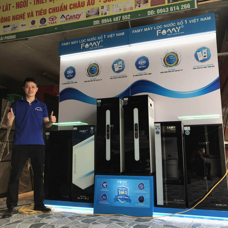 Giá kệ trưng bày sản phẩm Famy